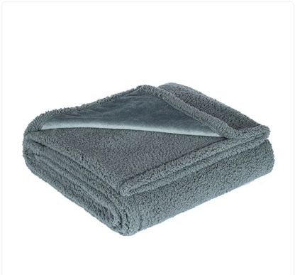 Waterproof Flannel Blanket–Soft Furniture Protector & Cozy Pet Blanket