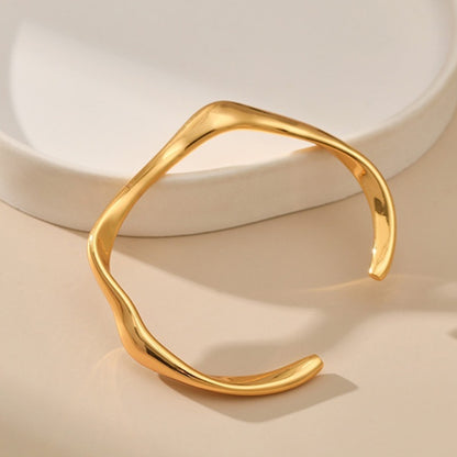 Minimalist Gold Bracelet–Light Luxury Round Bangle, Electroplated Copper Bracelet (Gold & Silver)