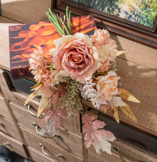 Artificial Rose & Pampas Flower Bouquet–Luxury Faux Floral Arrangement for Home Décor