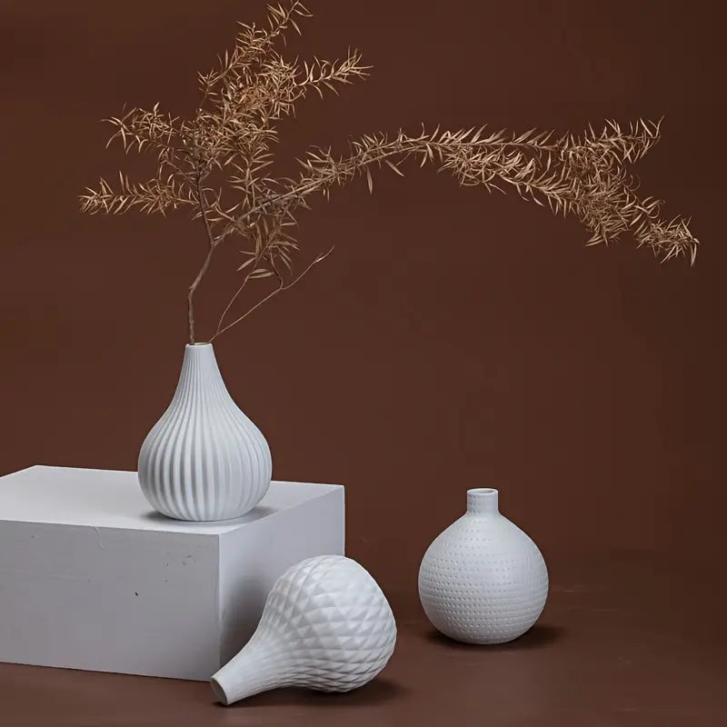 White Ceramic Flower Vase–Modern Decorative Vase for Living Room, Dining Table & Office Décor