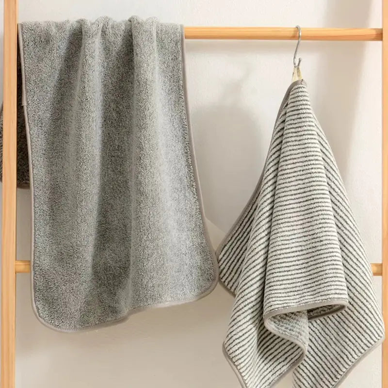 2 Pack Coral Velvet Hand Towels-Ultra Soft Absorbent Antibacterial Towels-Quick Dry Bathroom Towels 34x76cm