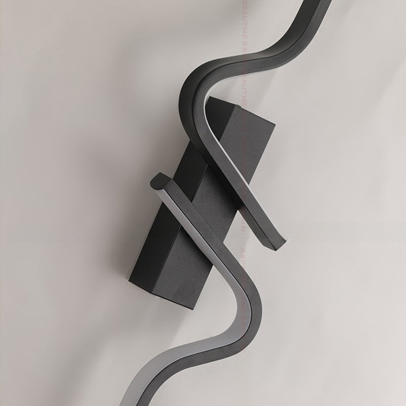 Modern Wave LED Wall Light–Minimalist Aluminium Wall Sconce