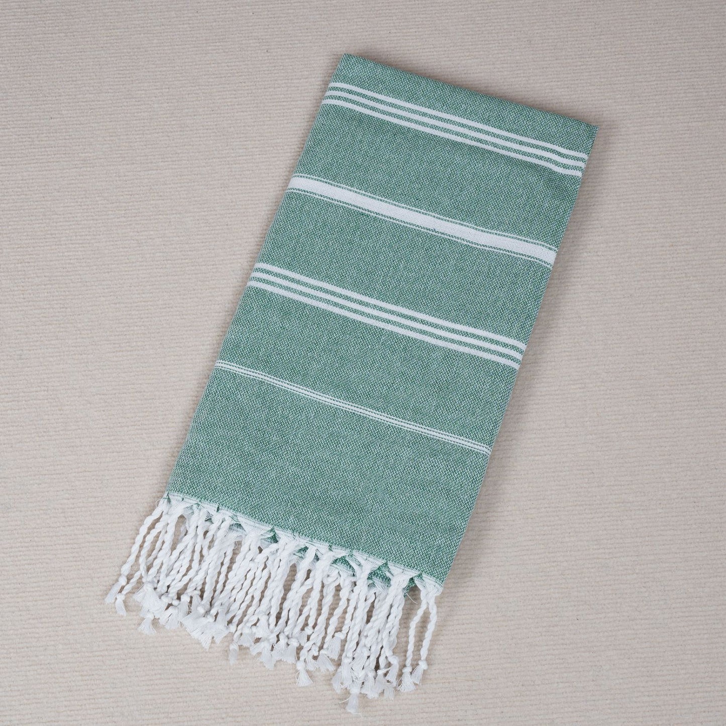 Oversized Tassel Beach Towel–Quick-Dry Cotton Blend Tassel Beach Blanket