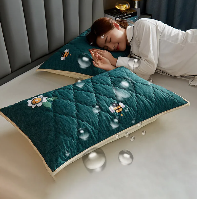 Waterproof Latex Pillow Protectors–Pair Pack Oil & Moisture Resistant Pillow Covers