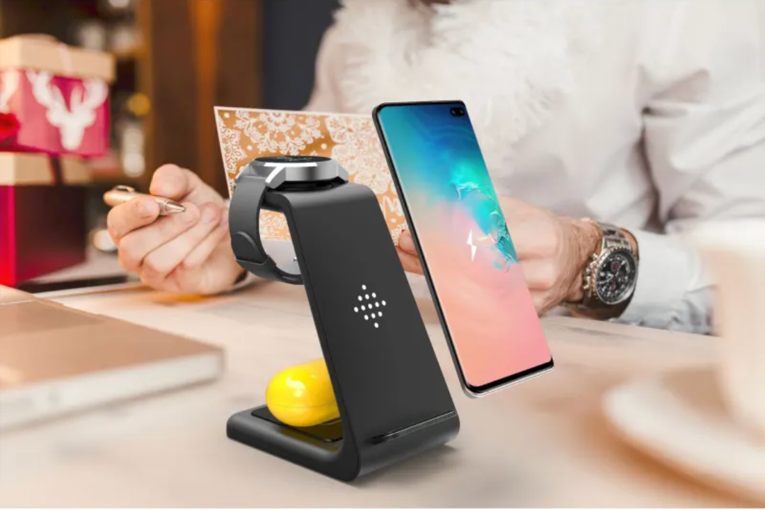 3-in-1 Wireless Charging Station–Fast Charging Dock for Phone, Smartwatch & Earbuds
