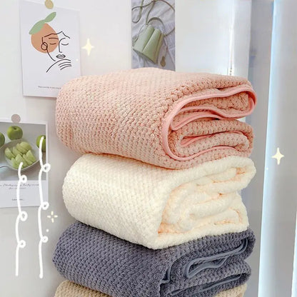 Soft Cotton Bath Towel 70x140cm-Quick Dry Absorbent Bathroom Towel-Lightweight Luxury Towels for Home & Beach