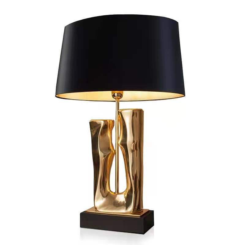 Nordic Metal Table Lamp - Post-Modern Artistic Bedside & Ambient Lamp