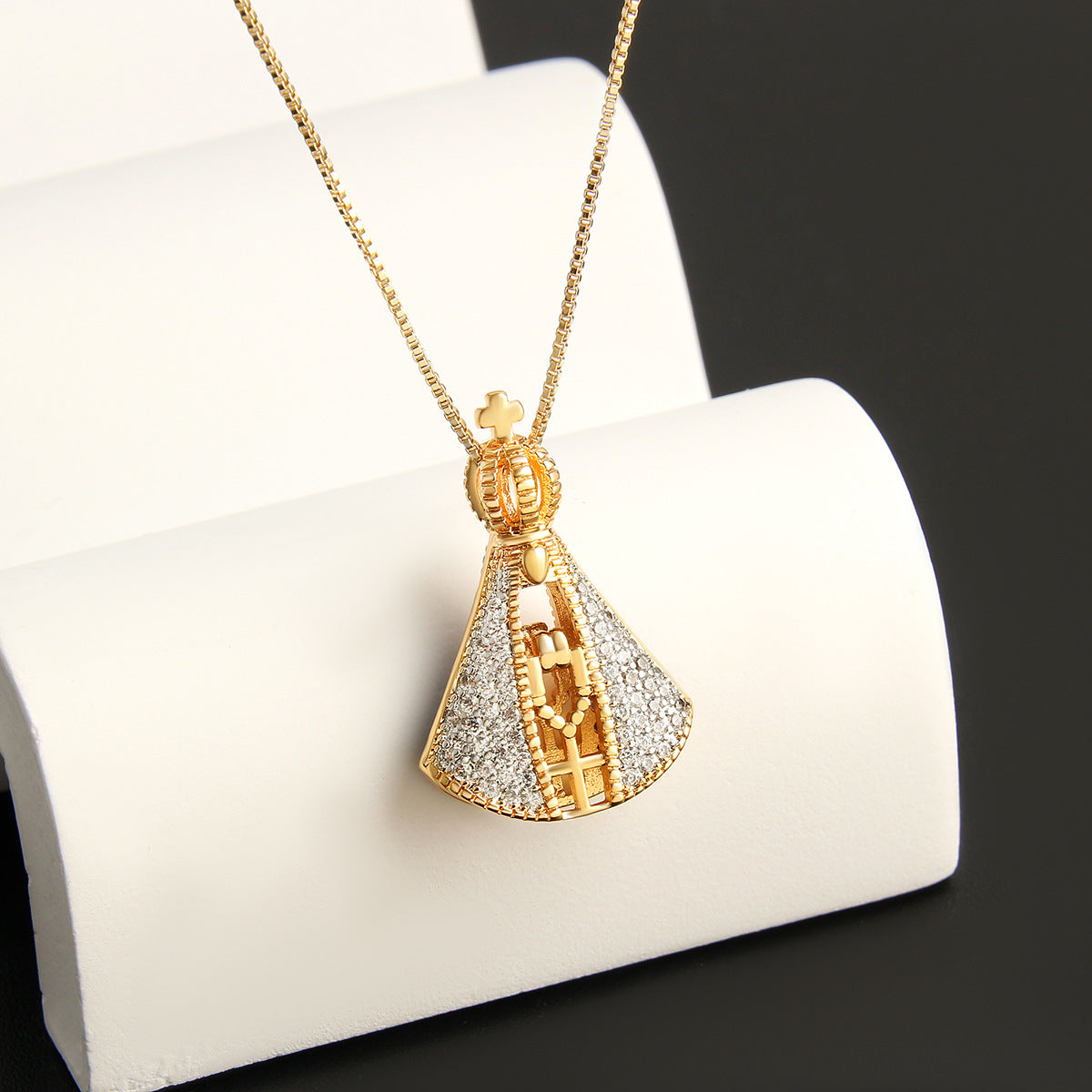 Double-Sided Madonna Zircon Necklace–Vintage Religious Pendant Necklace For Women