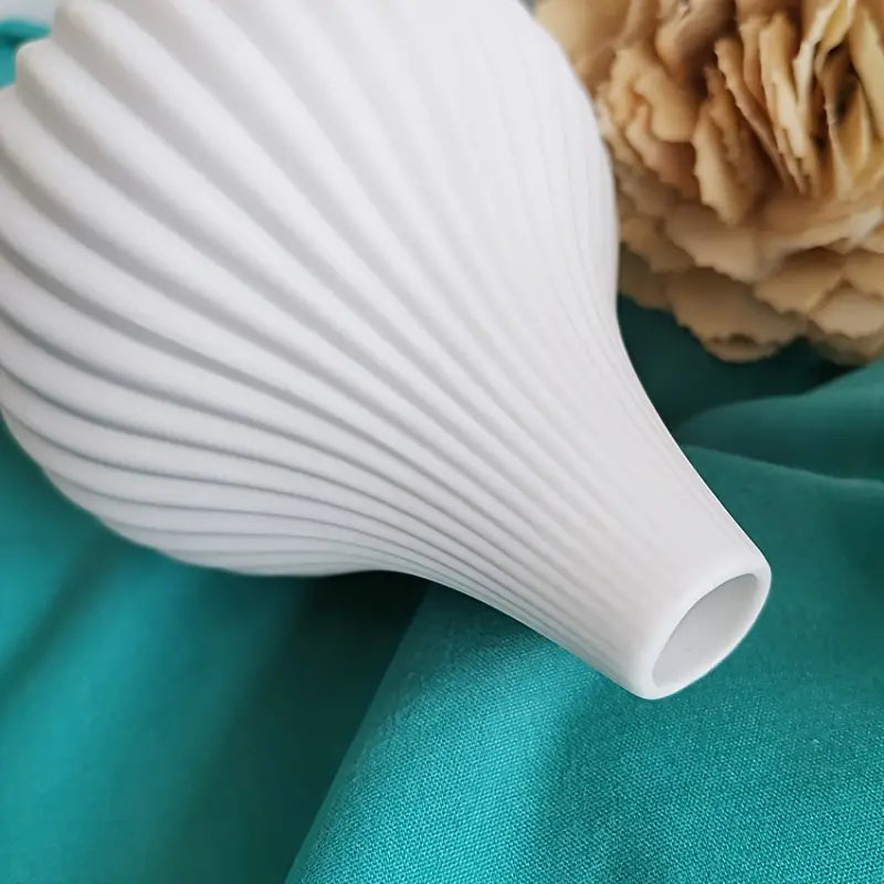 White Ceramic Flower Vase–Modern Decorative Vase for Living Room, Dining Table & Office Décor