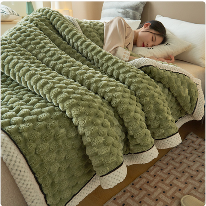 Golden Turtle Velvet Blanket–Ultra Soft All-Season Throw for Bed, Sofa & Relaxation