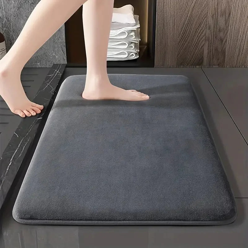 Ultra-Absorbent Velvet Bathroom Floor Mat