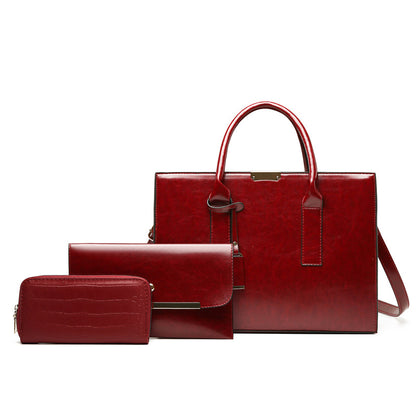 Women's Crocodile Pattern Designer Handbag–Shoulder, Crossbody & Tote Bag