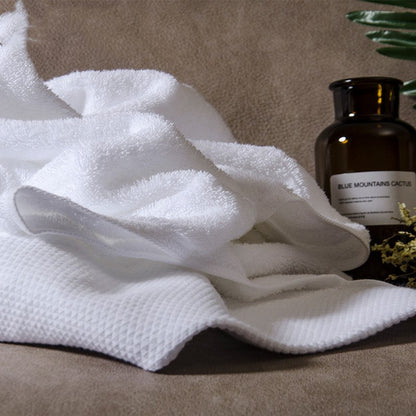 Luxury Hotel Cotton Bath Towels-Premium Soft Absorbent White Towels-Thick Pure Cotton Bathroom Towels (350g–600g)
