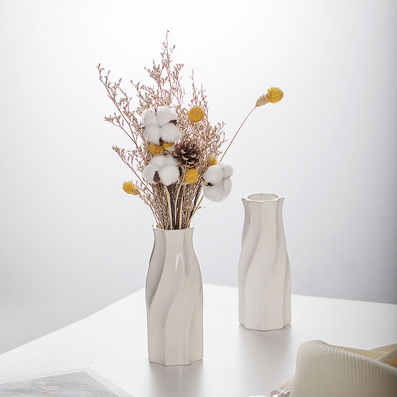 Modern Ceramic Flower Vase–Nordic White Decorative Vase for Fresh & Dried Flowers, Handmade Home Décor