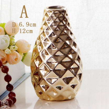 Nordic Ceramic Vase–Minimalist Decorative Flower Vase for Living Room, Dining Table & Home Décor