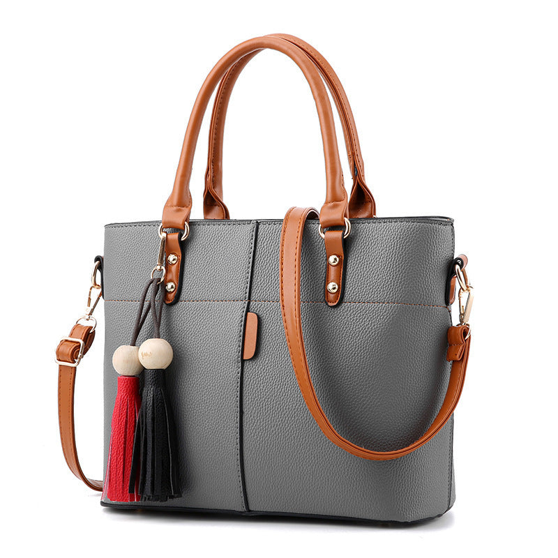Women's Large Capacity Designer Handbag–Elegant Shoulder & Crossbody Tote Bag
