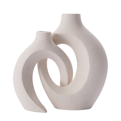 European Ceramic Vase–Modern Minimalist Decorative Flower Vase for Home & Office Décor