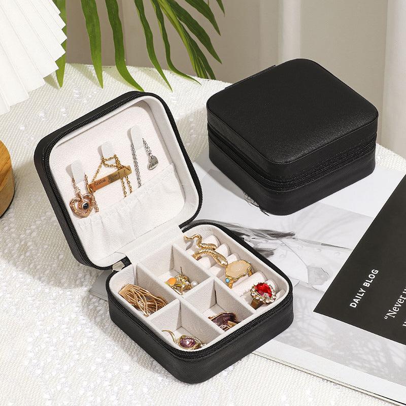 Travel Cosmetic Bag & Jewelry Organiser–Compact Makeup & Jewellery Storage Case for Rings, Earrings & Essentials (Portable Mini Case)