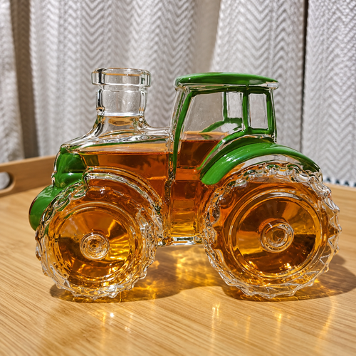 Tractor Glass Decanter - 300ml Borosilicate Glass Novelty Liquor & Whisky Decanter