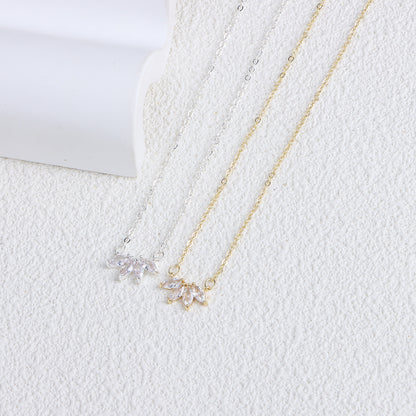 Leaf Necklace–Rhinestone Pendant Necklace, Gold & Silver Adjustable Chain Jewellery for Women